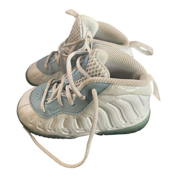 Nike Little Posite One Toddler Basketball Shoes Size 6C Light Blue DM1094-400 - Picture 8 of 9